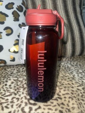 lululemon Back to Life Clear Bottle (32oz) with a Straw Lid.